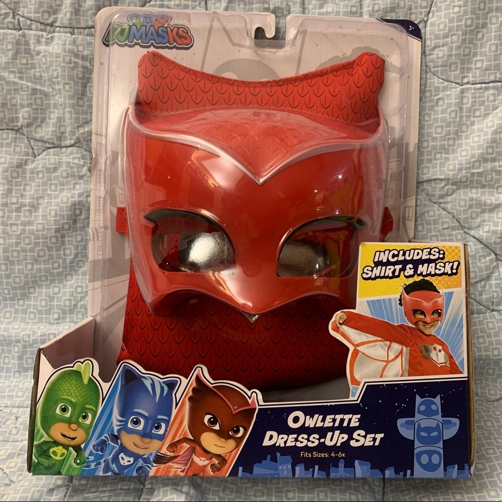 PJ Masks Owlette Dress-Up Set Includes: Shirt and Mask